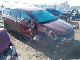 2018 Chrysler Pacifica Touring Plus z VIN 2C4RC1FG7JR353481, wystawiony jako IAAI lot #42045532 z przebiegiem 79 667 mil mil oraz . Historia ofert i sprzedaży dostępna na DreamBid. Obrazek 1.