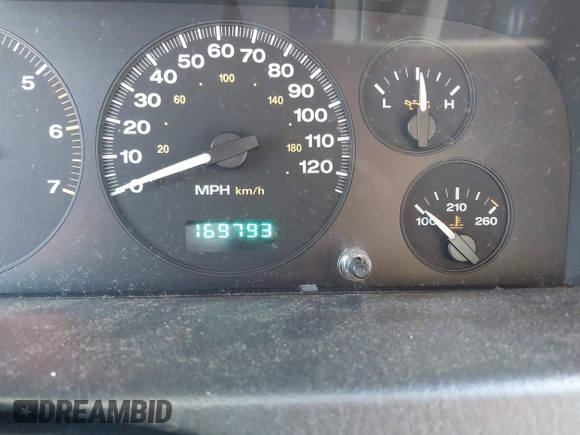 2004 Jeep Grand Cherokee Laredo with VIN 1J4GX48N24C334983, listed as a IAAI auction lot 42522088 with 169,793 mi miles and . Bid and sale history available at DreamBid. Image 15.