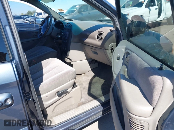 2001 Dodge Caravan Sport with VIN 2B4GP44351R298698, listed as a IAAI auction lot 42035781 with 203,496 mi miles and . Bid and sale history available at DreamBid. Image 5.