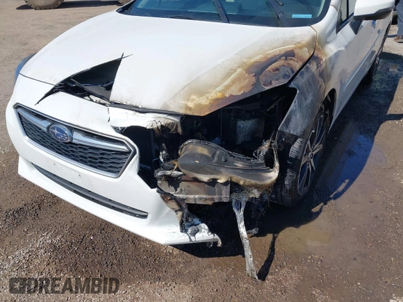 2017 Subaru Impreza Limited with VIN 4S3GKAU61H3610545, listed as a IAAI auction lot 42064981 with 72,804 mi miles. Bid and sale history available at carsss.com. Image 6.