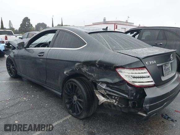2013 Mercedes-Benz C 350 with VIN WDDGJ5HBXDF958795, listed as a IAAI auction lot 41916177 with 182,734 mi miles and . Bid and sale history available at carsss.com. Image 14.