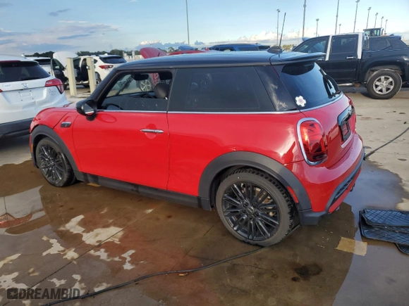 2022 MINI Hardtop 2 Door Cooper S with VIN WMW53DH08N2P80119, listed as a Copart auction lot 73824274 with 0 mi miles and Salvage Title. Bid and sale history available at carsss.com. Image 2.