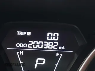 2013 Hyundai Elantra Limited с VIN 5NPDH4AEXDH352278, выставлен на аукционе IAAI как лот 42233510 с пробегом 200 382 миль миль и . История ставок и продаж доступна на DreamBid. Изображение 15.