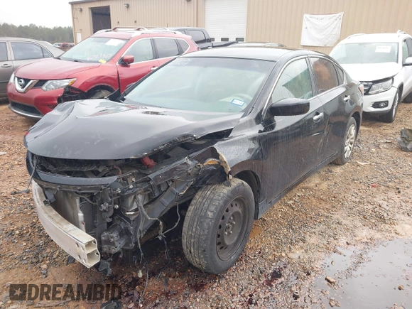 2014 Nissan Altima S with VIN 1N4AL3AP0EN375718, listed as a IAAI auction lot 41850324 with 219,558 mi miles and . Bid and sale history available at carsss.com. Image 17.