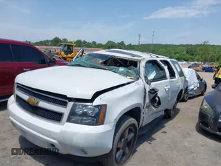 2013 Chevrolet Tahoe LT with VIN 1GNSCBE07DR372979, listed as a IAAI auction lot 42281955 with 214,737 mi miles and . Bid and sale history available at DreamBid. Image 6.
