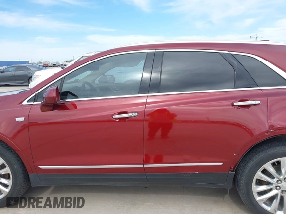 2017 Cadillac XT5 Platinum AWD with VIN 1GYKNFRS9HZ126747, listed as a IAAI auction lot 41810902 with 106,507 mi miles. Bid and sale history available at carsss.com. Image 15.