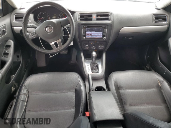 2013 Volkswagen Jetta SE с VIN 3VWDX7AJ7DM426295, выставлен на аукционе Copart как лот 55739005 с пробегом 212 804 миль миль и Списание • Salvage title. История ставок и продаж доступна на DreamBid. Изображение 8.