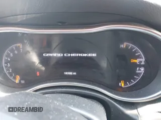 2016 Jeep Grand Cherokee Laredo z VIN 1C4RJFAG2GC454861, wystawiony jako IAAI lot #41964977 z przebiegiem 180 592 mil mil oraz . Historia ofert i sprzedaży dostępna na DreamBid. Obrazek 7.
