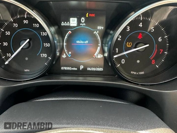 2019 Jaguar F-Pace 25t Premium с VIN SADCJ2FX2KA610557, выставлен на аукционе Copart как лот 62221895 с пробегом 78 592 миль миль и Списание • Salvage title. История ставок и продаж доступна на DreamBid. Изображение 8.