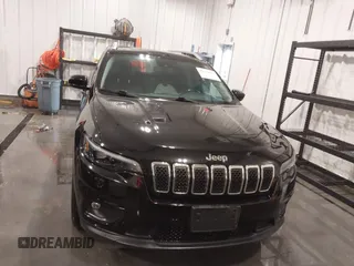 2021 Jeep Cherokee Latitude Lux with VIN 1C4PJMMX2MD107902, listed as a IAAI auction lot 41229913 with 61,195 mi miles and . Bid and sale history available at DreamBid. Image 12.