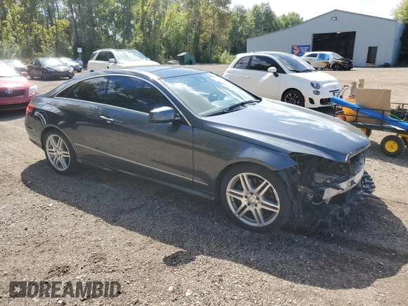 2013 Mercedes-Benz E-Class E 350 with VIN WDDKJ8JB4DF200442, listed as a Copart auction lot 70574794 with 135,940 mi miles and Clean Title. Bid and sale history available at carsss.com. Image 4.