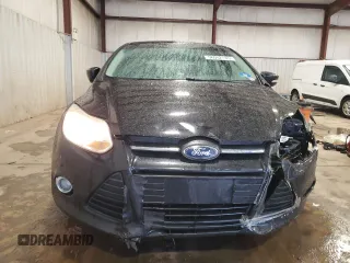 2012 Ford Focus SE z VIN 1FAHP3K24CL407570, wystawiony jako Copart lot #56002135 z przebiegiem 122 730 mil mil oraz Szkoda całkowita • Salvage title. Historia ofert i sprzedaży dostępna na DreamBid. Obrazek 5.