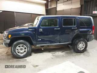 2008 Hummer H3 SUV with VIN 5GTEN13E388156284, listed as a IAAI auction lot 42107564 with 117,532 mi miles. Bid and sale history available at carsss.com. Image 15.