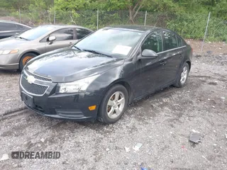 2014 Chevrolet Cruze 1LT with VIN 1G1PC5SB7E7336172, listed as a IAAI auction lot 42105588 with 92,938 mi miles and . Bid and sale history available at DreamBid. Image 2.