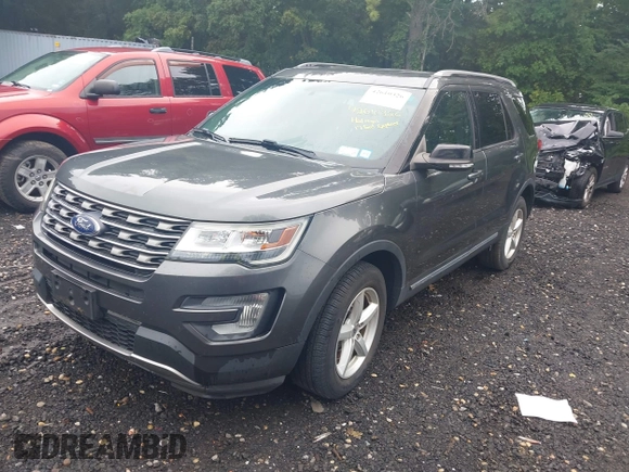 2017 Ford Explorer XLT с VIN 1FM5K8D82HGA39945, выставлен на аукционе IAAI как лот 42610326 с пробегом 9 350 миль миль и . История ставок и продаж доступна на DreamBid. Изображение 18.