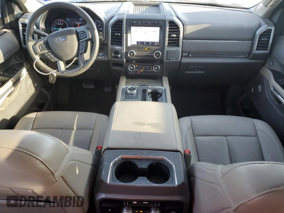 2020 Ford Expedition XLT z VIN 1FMJU1HT1LEA66802, wystawiony jako Copart lot #52106255 z przebiegiem 70 045 mil mil oraz Czysty tytuł • Clean title. Historia ofert i sprzedaży dostępna na DreamBid. Obrazek 8.