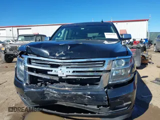 2018 Chevrolet Suburban Premier z VIN 1GNSCJKC5JR386545, wystawiony jako IAAI lot #41684349 z przebiegiem 130 511 mil mil oraz . Historia ofert i sprzedaży dostępna na DreamBid. Obrazek 12.