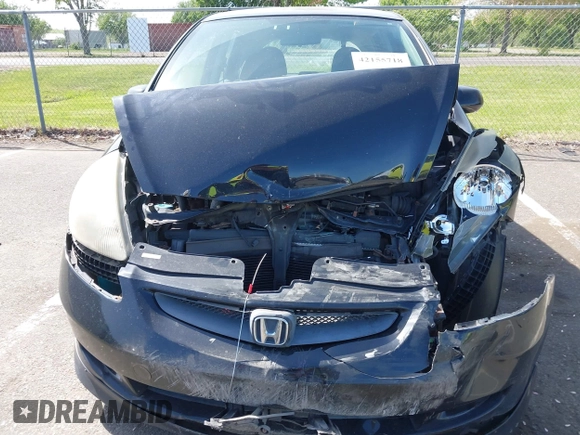 2007 Honda Fit Sport with VIN JHMGD37677S027417, listed as a IAAI auction lot 42155718 with 262,609 mi miles and . Bid and sale history available at DreamBid. Image 6.