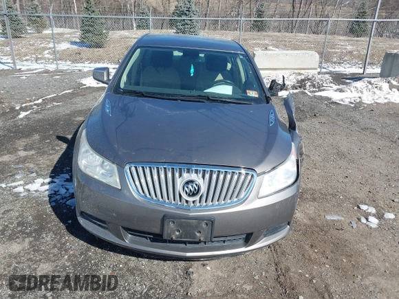 2011 Buick LaCrosse CX z VIN 1G4GA5ED7BF287630, wystawiony jako IAAI lot #41585309 z przebiegiem 132 872 mil mil oraz . Historia ofert i sprzedaży dostępna na DreamBid. Obrazek 12.
