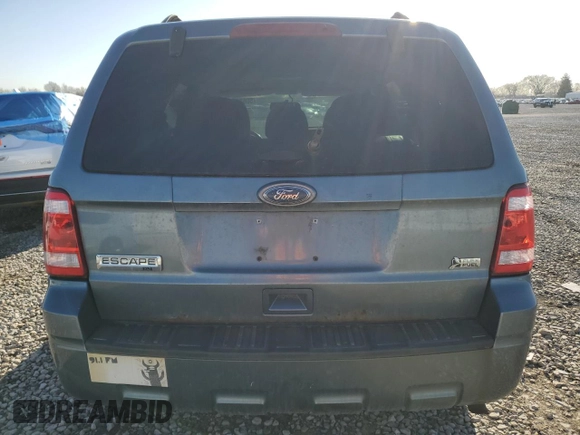 2011 Ford Escape XLT z VIN 1FMCU9DG4BKA85540, wystawiony jako Copart lot #50682125 z przebiegiem 183 747 mil mil oraz Czysty tytuł • Clean title. Historia ofert i sprzedaży dostępna na DreamBid. Obrazek 6.
