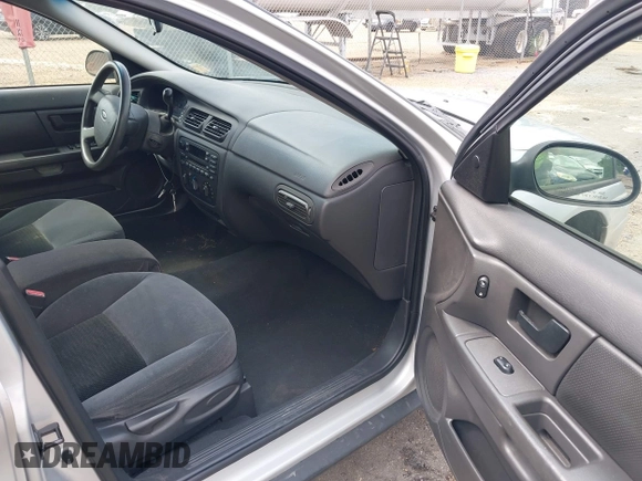 2006 Ford Taurus SE with VIN 1FAFP53U26A237678, listed as a IAAI auction lot 42172356 with 175,148 mi miles and . Bid and sale history available at DreamBid. Image 5.