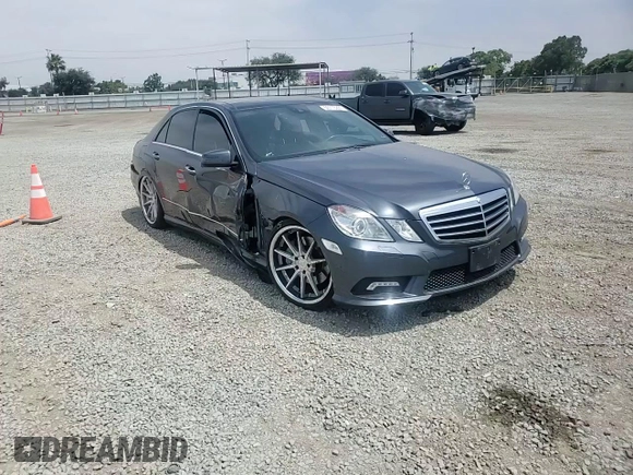 2010 Mercedes-Benz E 550 Luxury с VIN WDDHF7CB7AA225685, выставлен на аукционе Copart как лот 60713225 с пробегом 176 210 миль миль и Списание • Salvage title. История ставок и продаж доступна на DreamBid. Изображение 13.