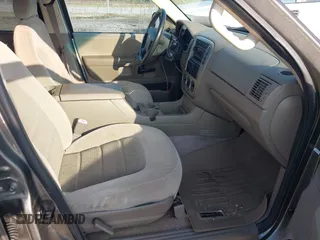 2005 Ford Explorer XLT with VIN 1FMZU73EX5UB57963, listed as a IAAI auction lot 42746723 with 295,560 mi miles and . Bid and sale history available at DreamBid. Image 5.
