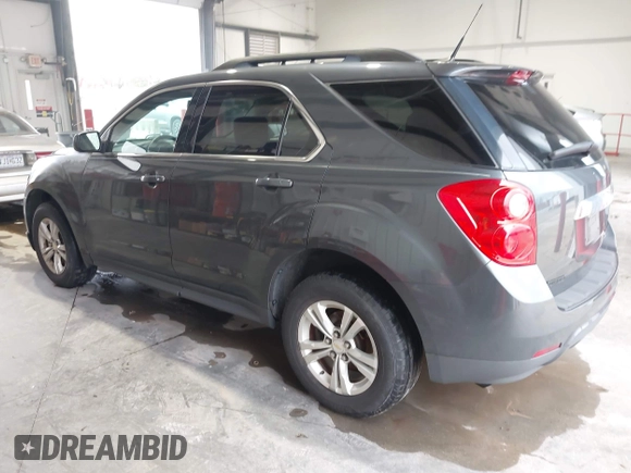 2010 Chevrolet Equinox LT w/2LT with VIN 2CNALPEW9A6274996, listed as a IAAI auction lot 41941733 with 200,105 mi miles. Bid and sale history available at carsss.com. Image 3.