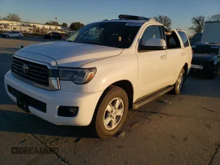 2018 Toyota Sequoia SR5 with VIN 5TDBY5G19JS159062, listed as a Copart auction lot 88818325 with 60,623 mi miles and Salvage Title. Bid and sale history available at carsss.com. Image 1.