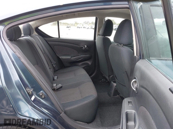 2016 Nissan Versa S with VIN 3N1CN7AP3GL812976, listed as a IAAI auction lot 41269955 with 178,968 mi miles. Bid and sale history available at carsss.com. Image 8.