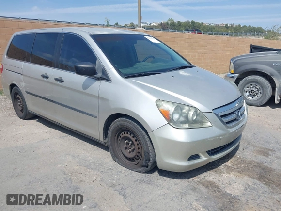 2006 Honda Odyssey LX with VIN 5FNRL38216B123807, listed as a IAAI auction lot 42093313 with 182,783 mi miles. Bid and sale history available at carsss.com. Image 1.