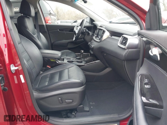 2017 Kia Sorento EX with VIN 5XYPHDA15HG274693, listed as a IAAI auction lot 41939806 with 69,011 mi miles and . Bid and sale history available at DreamBid. Image 5.
