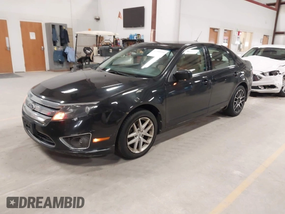 2011 Ford Fusion SEL with VIN 3FAHP0JGXBR212455, listed as a IAAI auction lot 41995300 with 222,018 mi miles. Bid and sale history available at carsss.com. Image 2.