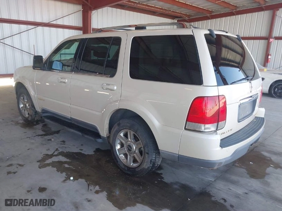 2005 Lincoln Aviator with VIN 5LMEU68HX5ZJ00030, listed as a IAAI auction lot 41964811 with 182,856 mi miles. Bid and sale history available at carsss.com. Image 3.