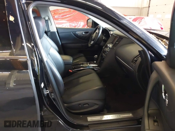 2016 Infiniti QX70 z VIN JN8CS1MW7GM400558, wystawiony jako IAAI lot #40917829 z przebiegiem 149 885 mil mil oraz . Historia ofert i sprzedaży dostępna na DreamBid. Obrazek 5.