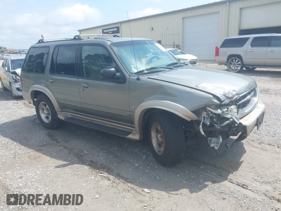 2001 Ford Explorer Eddie Bauer z VIN 1FMDU84PX1ZA24486, wystawiony jako IAAI lot #42533270 z przebiegiem 152 550 mil mil oraz . Historia ofert i sprzedaży dostępna na DreamBid. Obrazek 1.