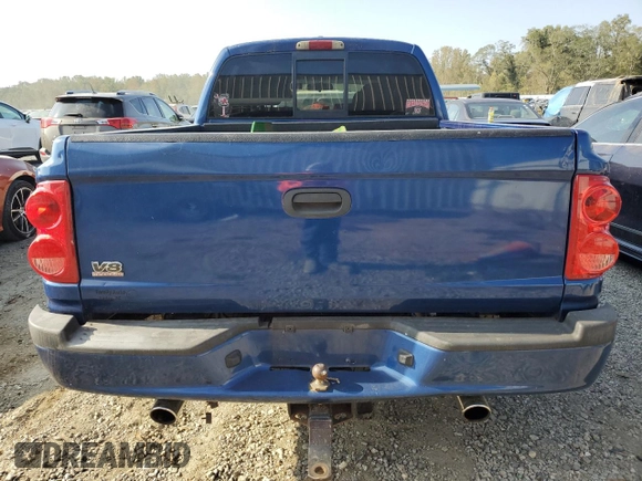 2008 Dodge Dakota SXT with VIN 1D7HE38K78S628610, listed as a Copart auction lot 74061034 with 132,707 mi miles and Salvage Title. Bid and sale history available at DreamBid. Image 6.