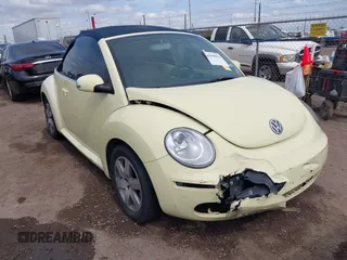 2006 Volkswagen Beetle z VIN 3VWPF31Y66M311261, wystawiony jako IAAI lot #41599012 z przebiegiem 133 792 mil mil oraz . Historia ofert i sprzedaży dostępna na DreamBid. Obrazek 6.