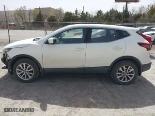 2020 Nissan Rogue Sport S with VIN JN1BJ1CV0LW280588, listed as a IAAI auction lot 41807883 with 155,696 mi miles. Bid and sale history available at carsss.com. Image 15.