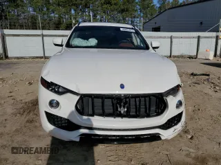 2017 Maserati Levante S with VIN ZN661YUSXHX237310, listed as a Copart auction lot 45081913 with 59,568 mi miles. Bid and sale history available at carsss.com. Image 5.