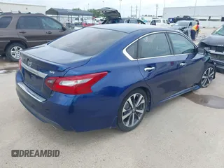 2017 Nissan Altima SR with VIN 1N4AL3AP2HN347052, listed as a IAAI auction lot 42114336 with 34,928 mi miles and . Bid and sale history available at carsss.com. Image 4.
