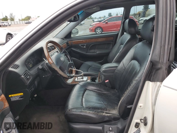 2005 Hyundai XG z VIN KMHFU45E55A381660, wystawiony jako Copart lot #45804805 z przebiegiem 130 480 mil mil oraz Szkoda całkowita • Salvage title. Historia ofert i sprzedaży dostępna na DreamBid. Obrazek 7.