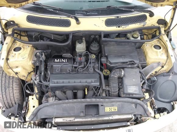 2002 MINI Hardtop with VIN WMWRC33452TC34781, listed as a IAAI auction lot 42100266 with 186,263 mi miles and . Bid and sale history available at DreamBid. Image 10.