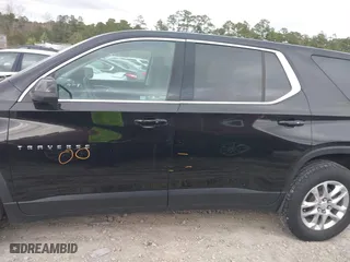 2021 Chevrolet Traverse LS with VIN 1GNEVFKW9MJ178623, listed as a IAAI auction lot 41710477 with 58,625 mi miles. Bid and sale history available at carsss.com. Image 14.