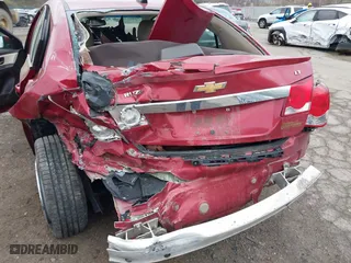 2011 Chevrolet Cruze LT w/2LT with VIN 1G1PG5S92B7185058, listed as a IAAI auction lot 41891610 with 112,805 mi miles. Bid and sale history available at carsss.com. Image 6.