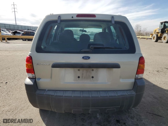 2005 Ford Escape XLS Value with VIN 1FMYU92ZX5KA93124, listed as a Copart auction lot 45337585 with 218,826 mi miles and Salvage Title. Bid and sale history available at carsss.com. Image 6.