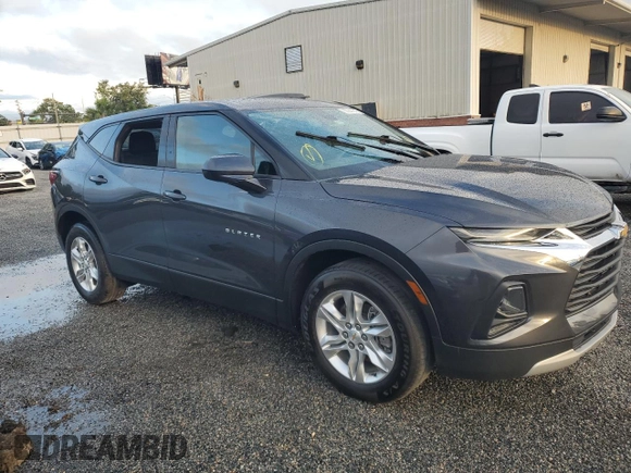 2022 Chevrolet Blazer LT z VIN 3GNKBCR42NS201643, wystawiony jako Copart lot #55244745 z przebiegiem Nie podano mil oraz Nie do naprawy • Non repairable. Historia ofert i sprzedaży dostępna na DreamBid. Obrazek 4.