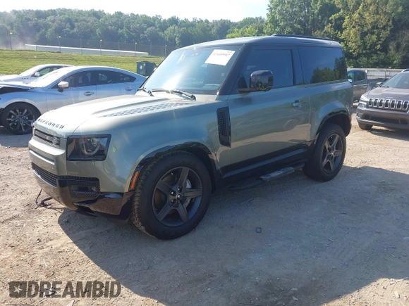 2025 Land Rover Defender X-Dynamic SE with VIN SALE26EU3S2433634, listed as a IAAI auction lot 42669947 with 729 mi miles and . Bid and sale history available at DreamBid. Image 17.
