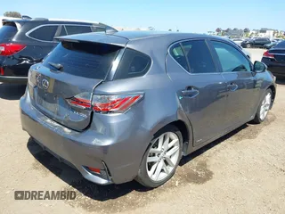 2014 Lexus CT 200h z VIN JTHKD5BH8E2190685, wystawiony jako IAAI lot #42235593 z przebiegiem 90 902 mil mil oraz . Historia ofert i sprzedaży dostępna na DreamBid. Obrazek 6.