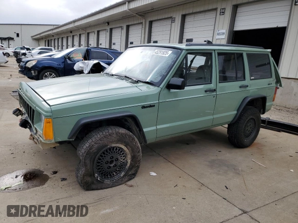 1996 Jeep Cherokee Country with VIN 1J4FJ78S3TL180304, listed as a Copart auction lot 45291925 with 162,876 mi miles and Salvage Title. Bid and sale history available at carsss.com. Image 1.